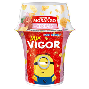 Iogurte Morango com Cereais de Milho com Açúcar Vigor Mix Copo 140g